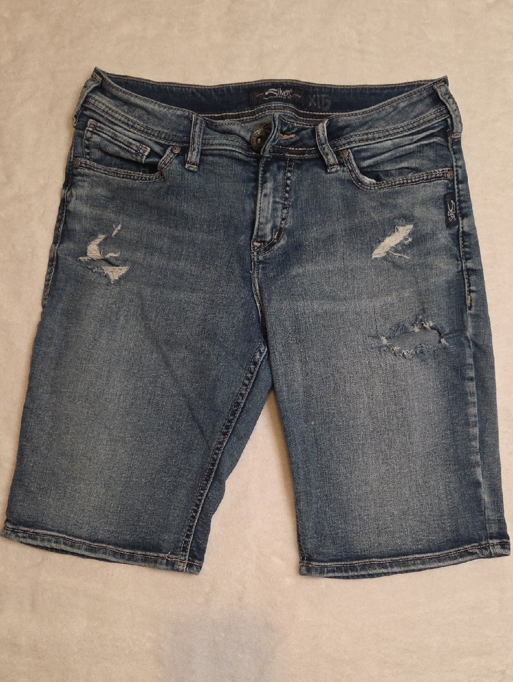 Silver Jeans Blue Distressed Bermuda Shorts for Women